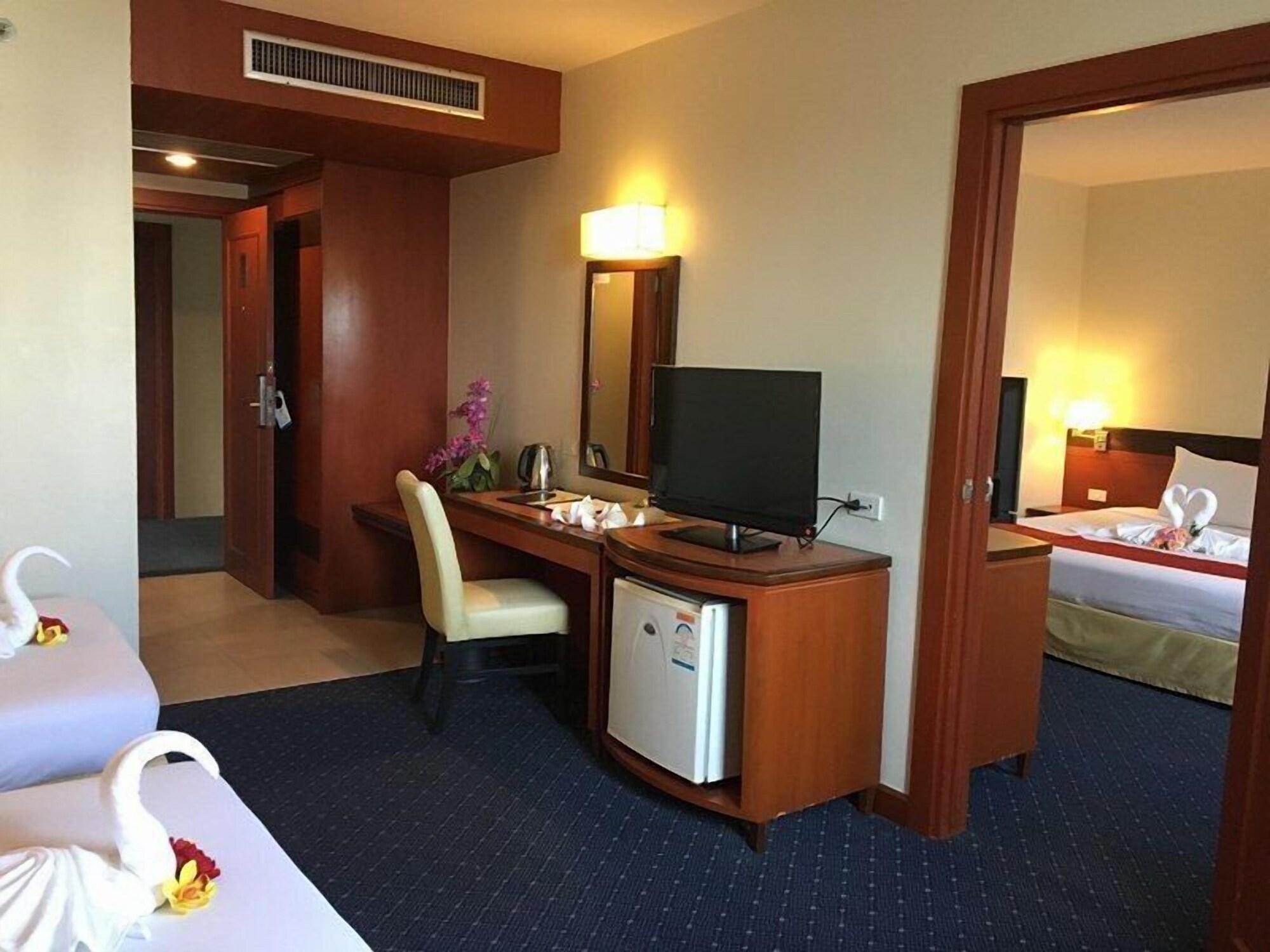 Hatyai Golden Crown Hotel Hat Yai Exterior photo