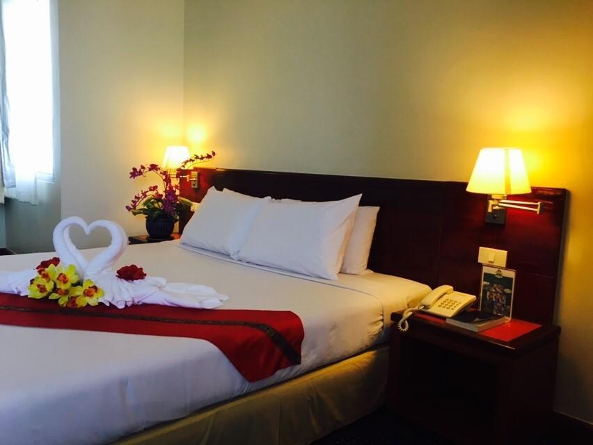 Hatyai Golden Crown Hotel Hat Yai Exterior photo
