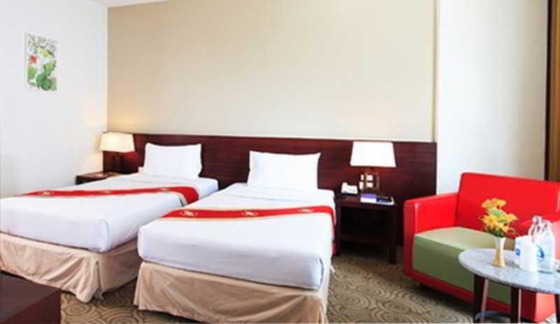 Hatyai Golden Crown Hotel Hat Yai Exterior photo